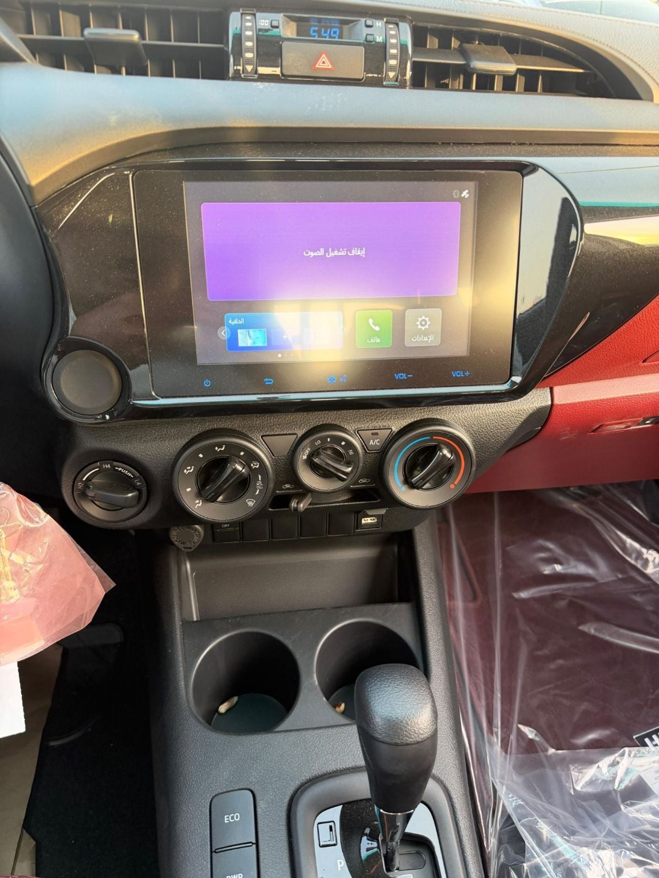 Toyota Hilux DLX DC 2.7L 4WD PETROL AUTOMATIC TRANSMISSION ( ONLY FOR RE-EXPORT )