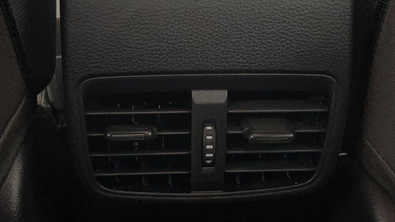 تويوتا كورولا XLI 1.6 | بدون دفعة مقدمة | اختبار القيادة في المنزل