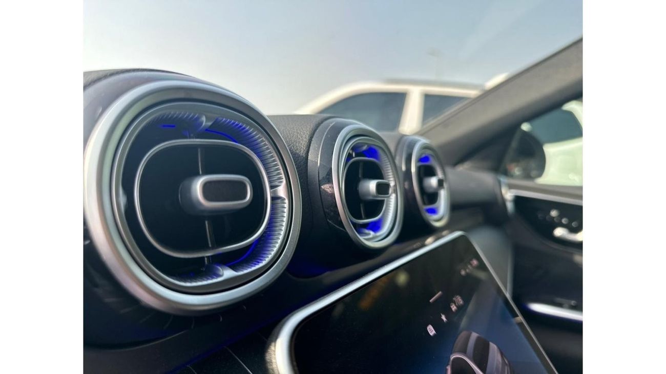 Mercedes-Benz C 300 mercedes benz C 300 2023 4matic korea specs