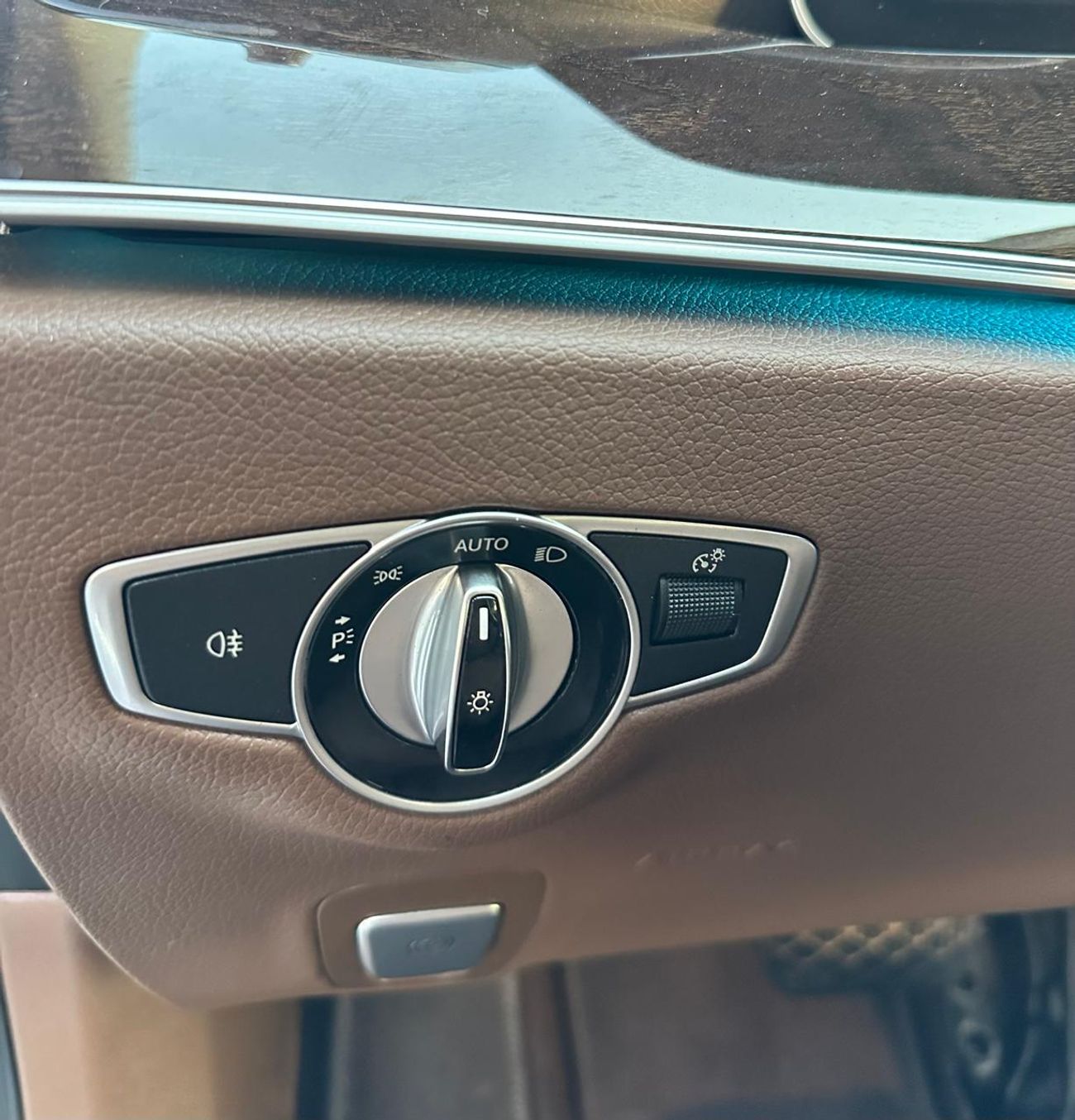 مرسيدس بنز E200 Mercedes E200_GCC_2019_Excellent Condition _Full option