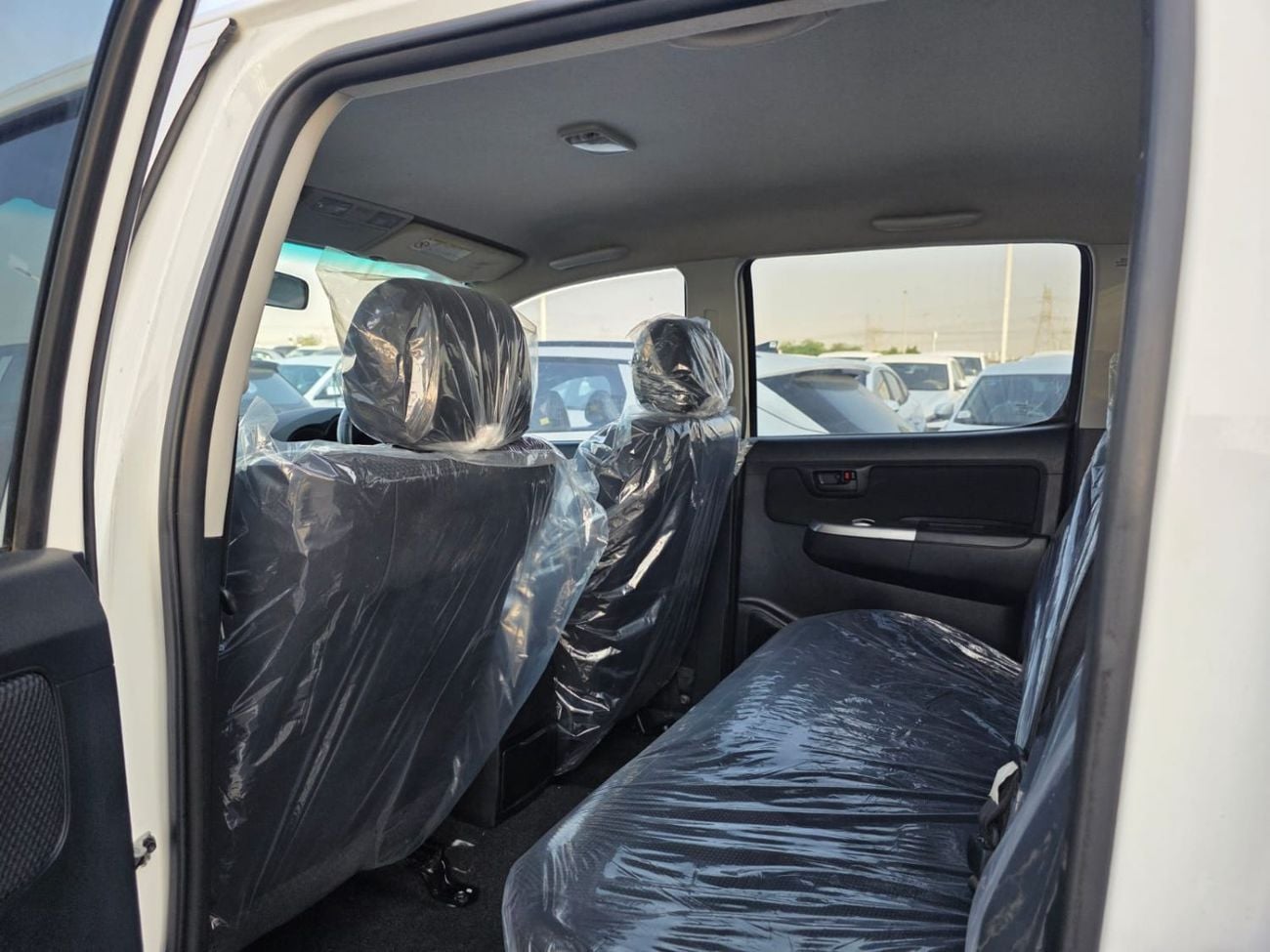 Toyota Hilux DLS RIGHT HAND VEHICLE ONLY FOR EXPORT 3.0 LITER