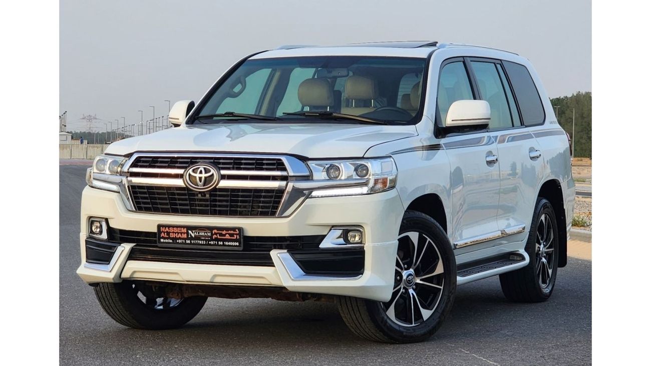 تويوتا لاند كروزر facelifted