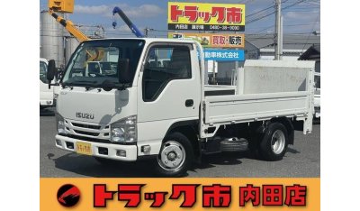 Isuzu Elf NJR85A