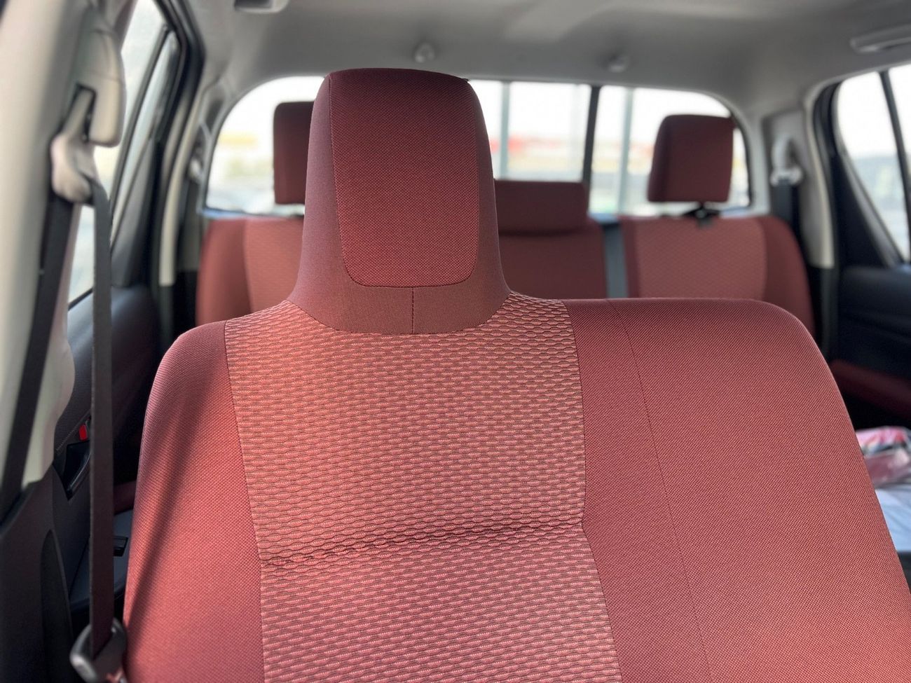 تويوتا هيلوكس 2.4Lتايوتا هيلوكس 2026دفع رباعي