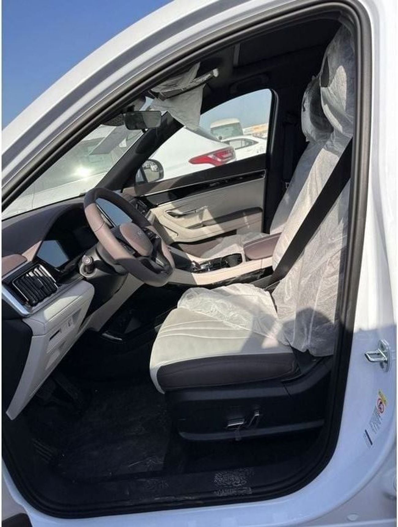 BYD Song Plus BYD Song PLUS New Energy 2025  EV 520km Deluxe (Available on pre-order from China and ship to ROW)