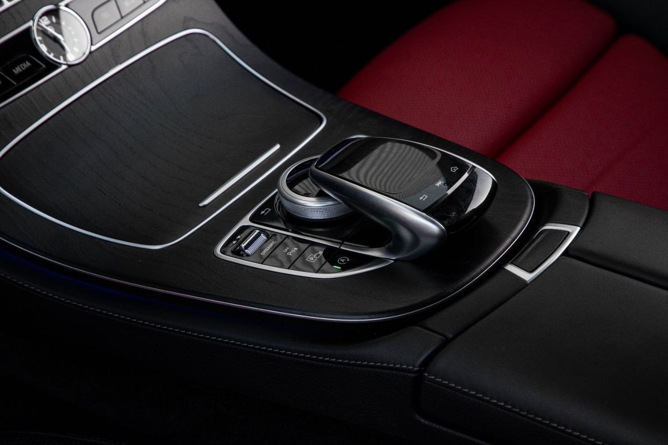 Mercedes-Benz E300 Coupe E300 COUPE | 2,850 P.M (4 Years)⁣ | 0% Downpayment | IMMACULATE!