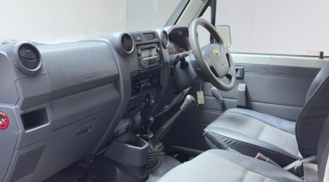 Toyota Land Cruiser 70 Hard Top 2011 Model RHD Diesel Engine V8 Turbo 1VD 4.5 litter Clean Title