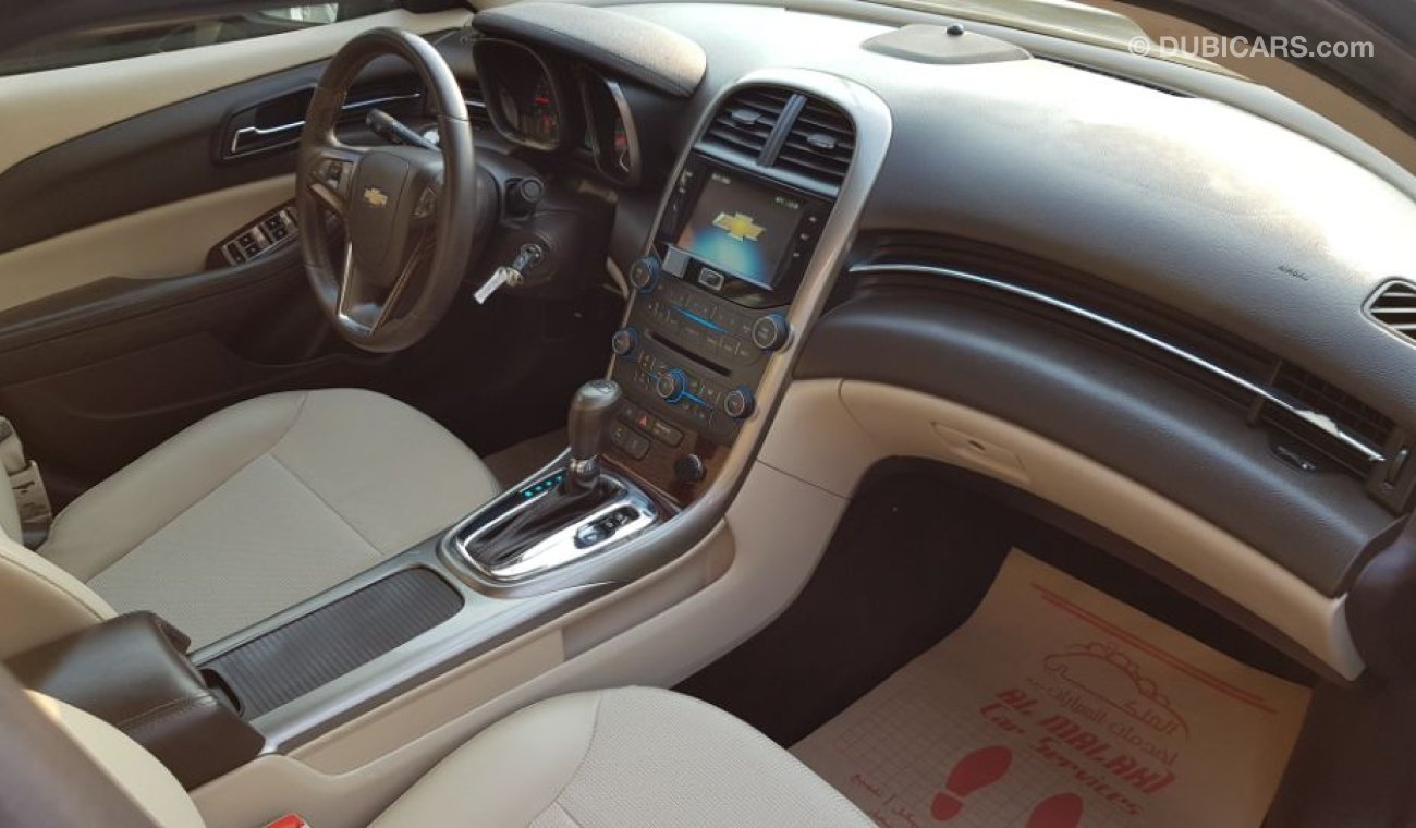 شيفروليه ماليبو 2013 Gcc specs LTZ full options clean car navigation Sunroof