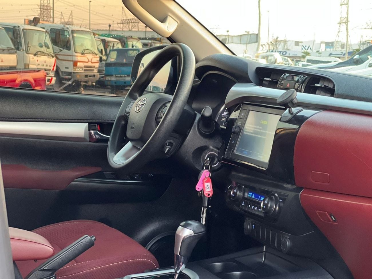 Toyota Hilux 2022 Toyota Hilux SR5 Premium Full Option - 2.7L V4 - 4x4 AWD - Rear CAM & AC - big Body