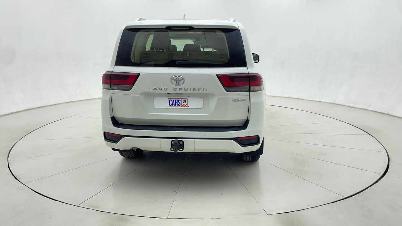 Toyota Land Cruiser GXR 4.0L GXR 4 | Zero Down Payment | Home Test Drive