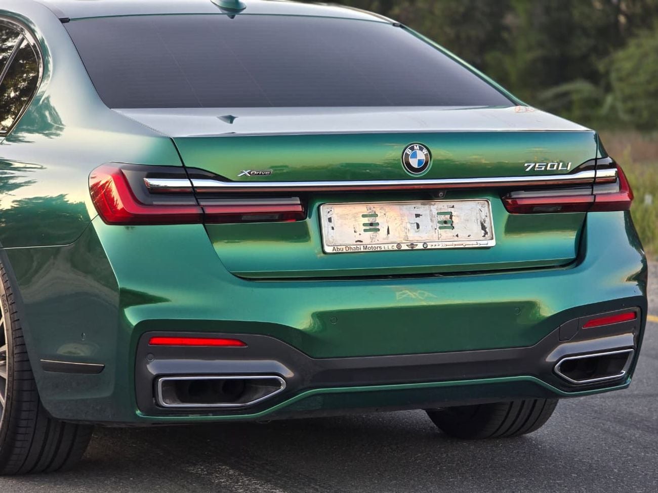BMW 750Li xDrive 4.4L (530 HP) BMW 750LI 2020 GCC V8 // FSH // SERVICE CONTRAC TILL 2027 // FULL OPITION // PE