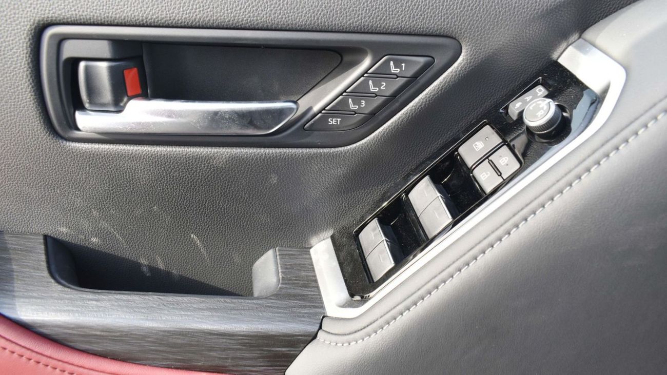 تويوتا لاند كروزر 3.5L VXR Hybrid Automatic | 10 Speed | Four Wheel Drive | 7 Seats | 5 Doors