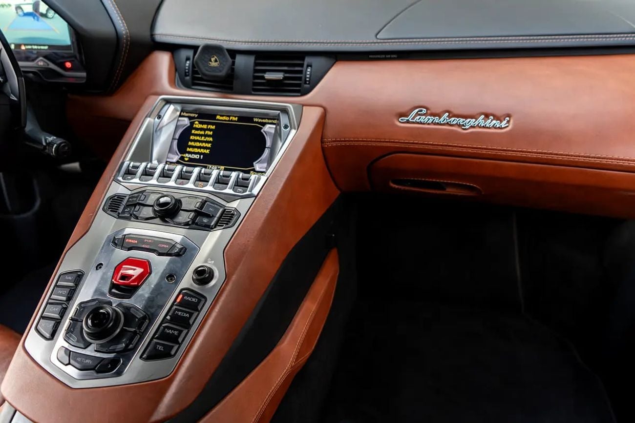 لامبورغيني سيان رودستر GCC Specs | Super Clean and Low Mileage