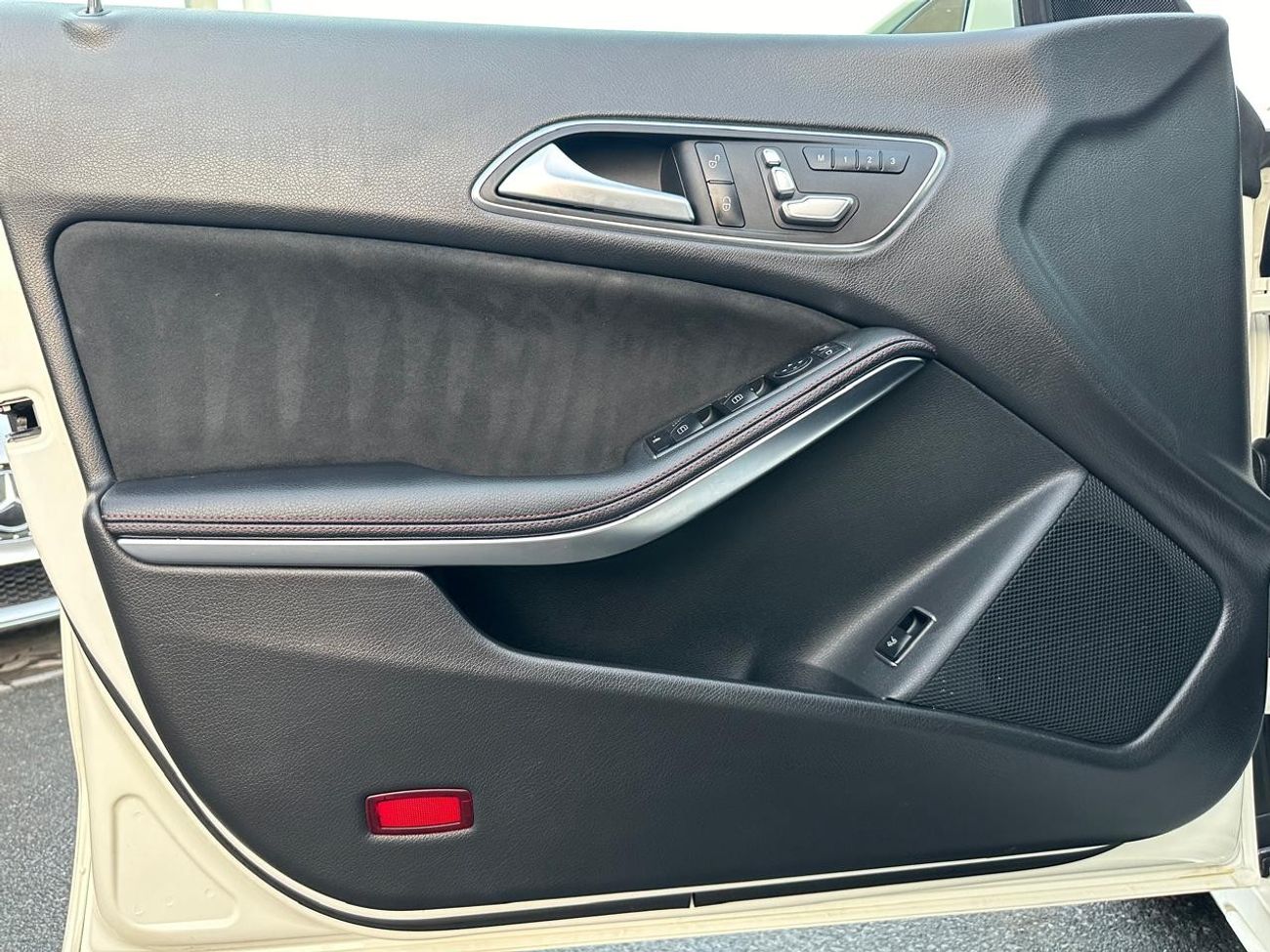 Mercedes Benz CLA250 Sport 45 Mercedes CLA 250_Gcc_2018_Excellent_Condition _Full option