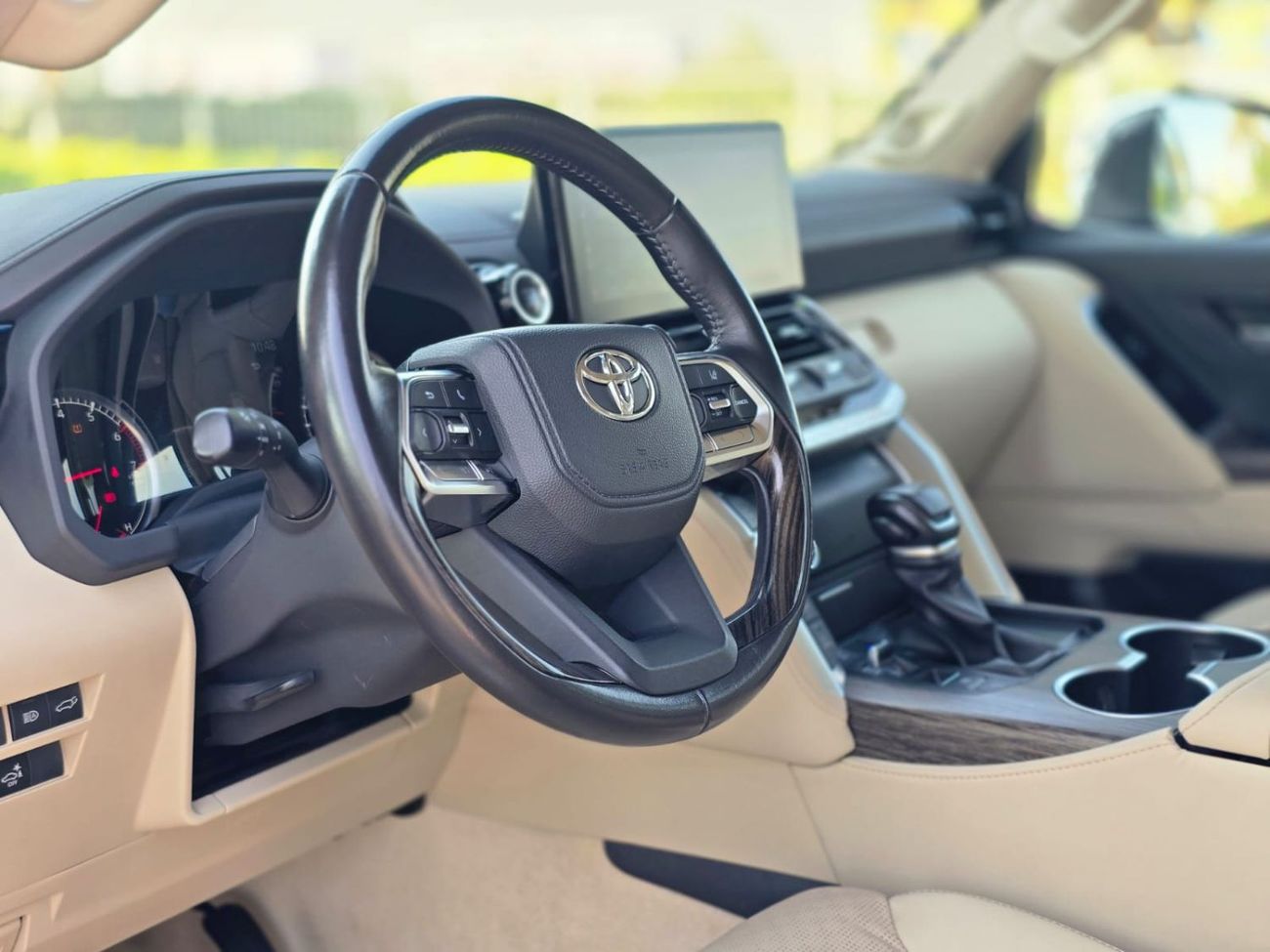 Toyota Land Cruiser VXR 4.0L FULL OPTION 2023 GCC AL FUTTAIM SINGLE OWNER IN MINT CONDITION