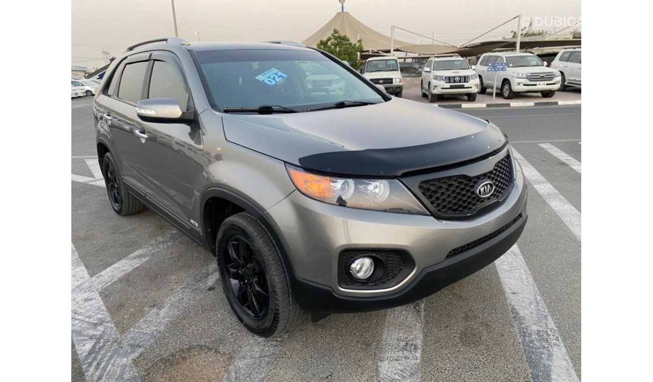 Kia Sorento 2013 KIA SORENTO 2.4L  /MID OPTION / BEAUTIFULLY MAINTAINED VEHICLE  / EXPORT ONLY