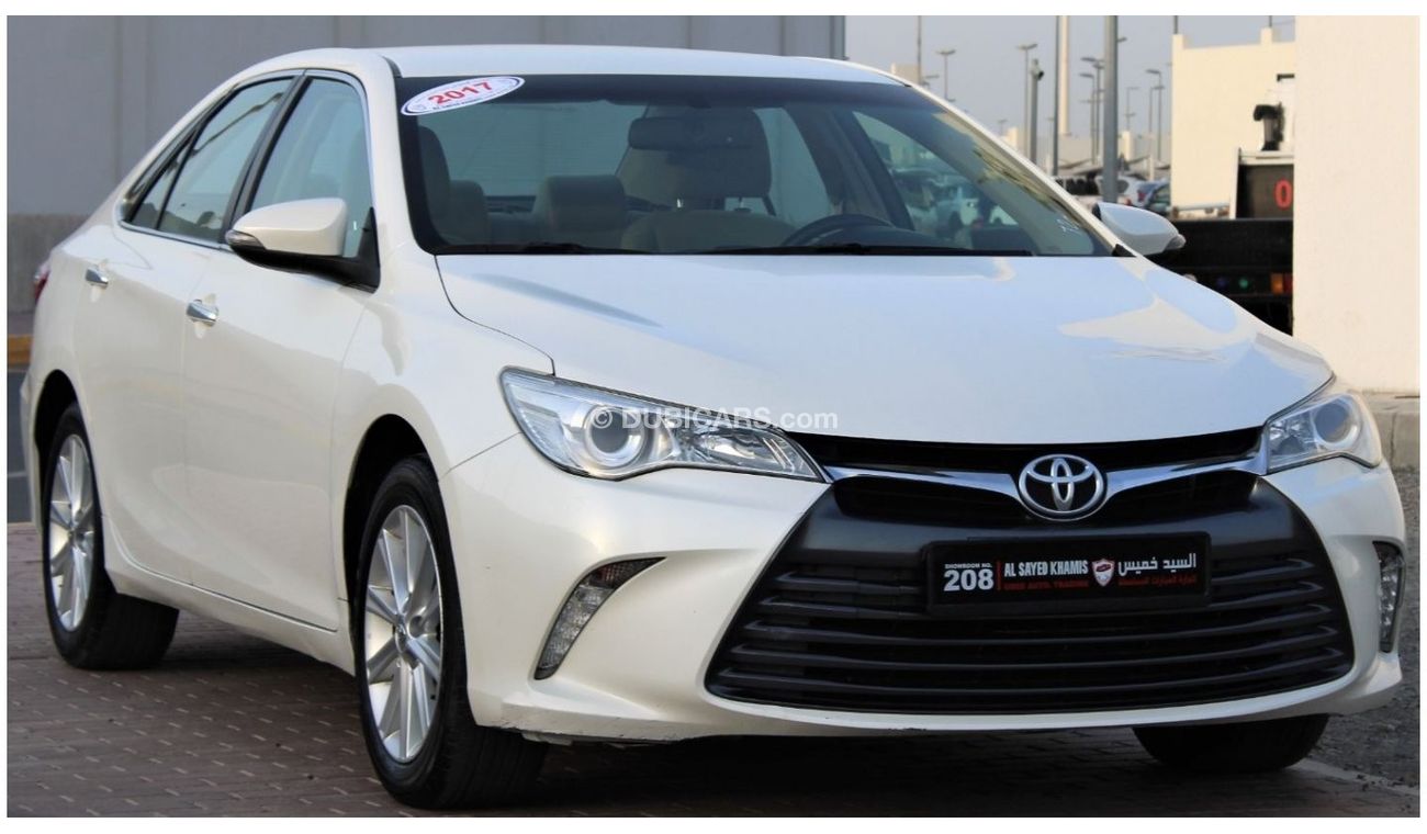Toyota Camry Toyota Camry 2017, GCC, in excellent condition, No. 2 accidents, very clean from inside and outside