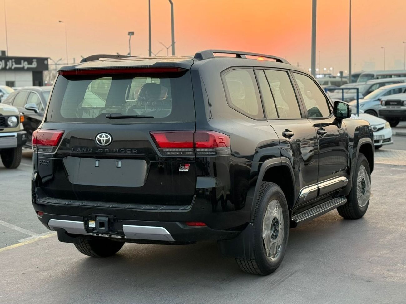 Toyota Land Cruiser GR sport 3.5 2025