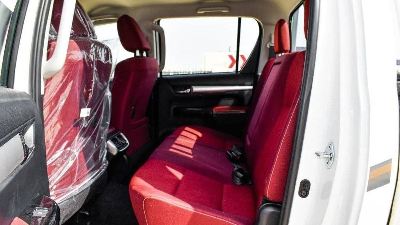 Toyota Hilux TOYOTA HILUX DC 2.7L 4X4 PETROL W/REAR CAMERA A/T MY24 2.7L Petrol 2024