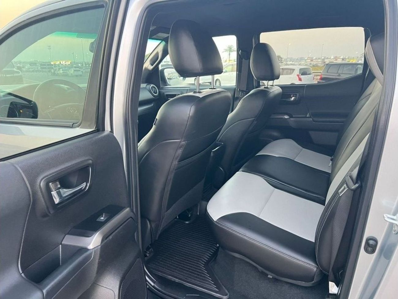 Toyota Tacoma 2023 TOYOTA TACOMA TRD SPORT - 4X4 - CREW CAB -  4 Door - 5 Seater - 3.5 L - V6 - Gasoline/ Petrol ⛽