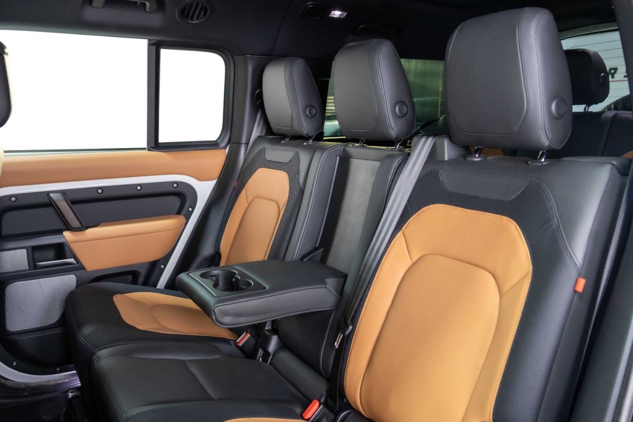 لاند روفر ديفندر 130 SE P400 X Dynamic (7 Seater)