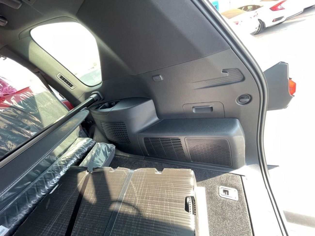 Lexus LX 700h 2026 Lexus LX700h F-Sport 3.5L AT Hybrid (White)