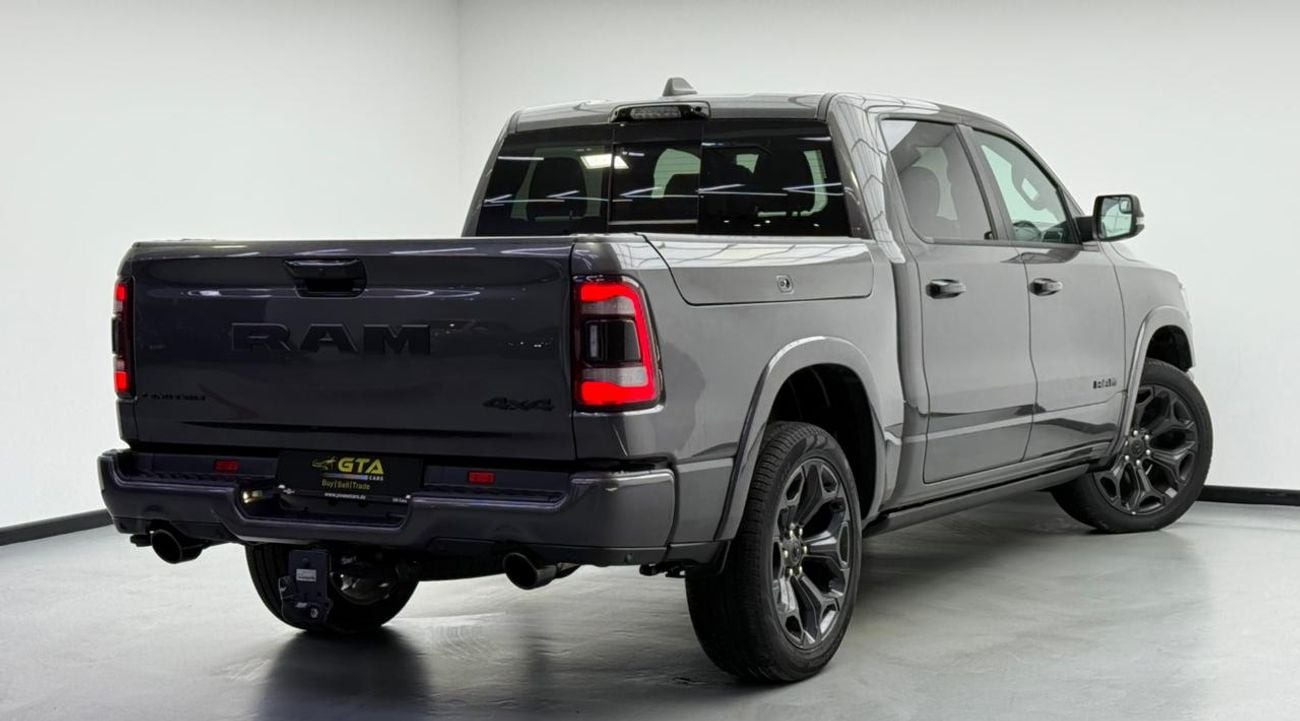 RAM 1500 Limited Crew Cab 5.7L 2024 Dodge RAM Limited 4x4, 1 Year Unlimited Km Warranty, Excellent Condition