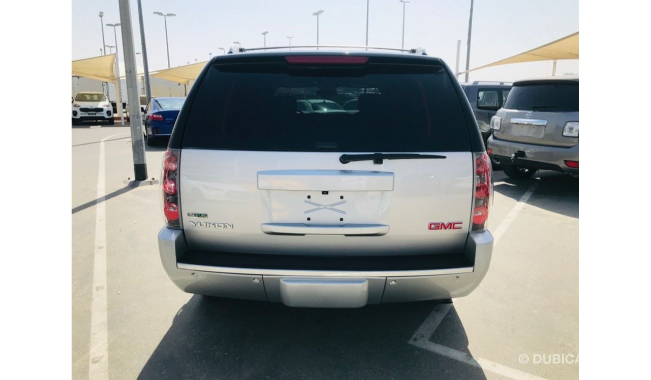 GMC Yukon GMC YOUKN -2010 - PERFCT CONDITION