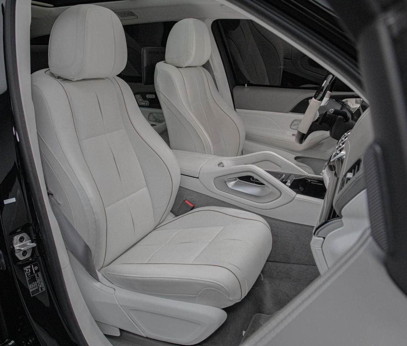 مرسيدس مايباخ gls600 مايباخ