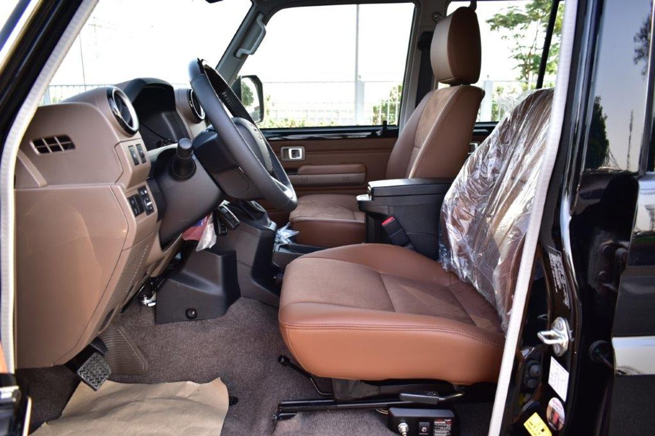 تويوتا لاند كروزر 70 S-DLX 2.8L (5 Door)