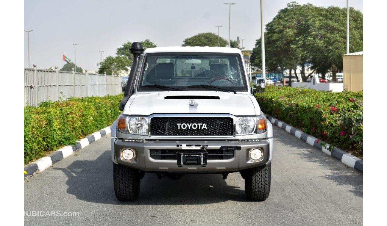 Toyota Land Cruiser Pick Up 79 Single Cabin V8 4.5L Diesel Limited Full option