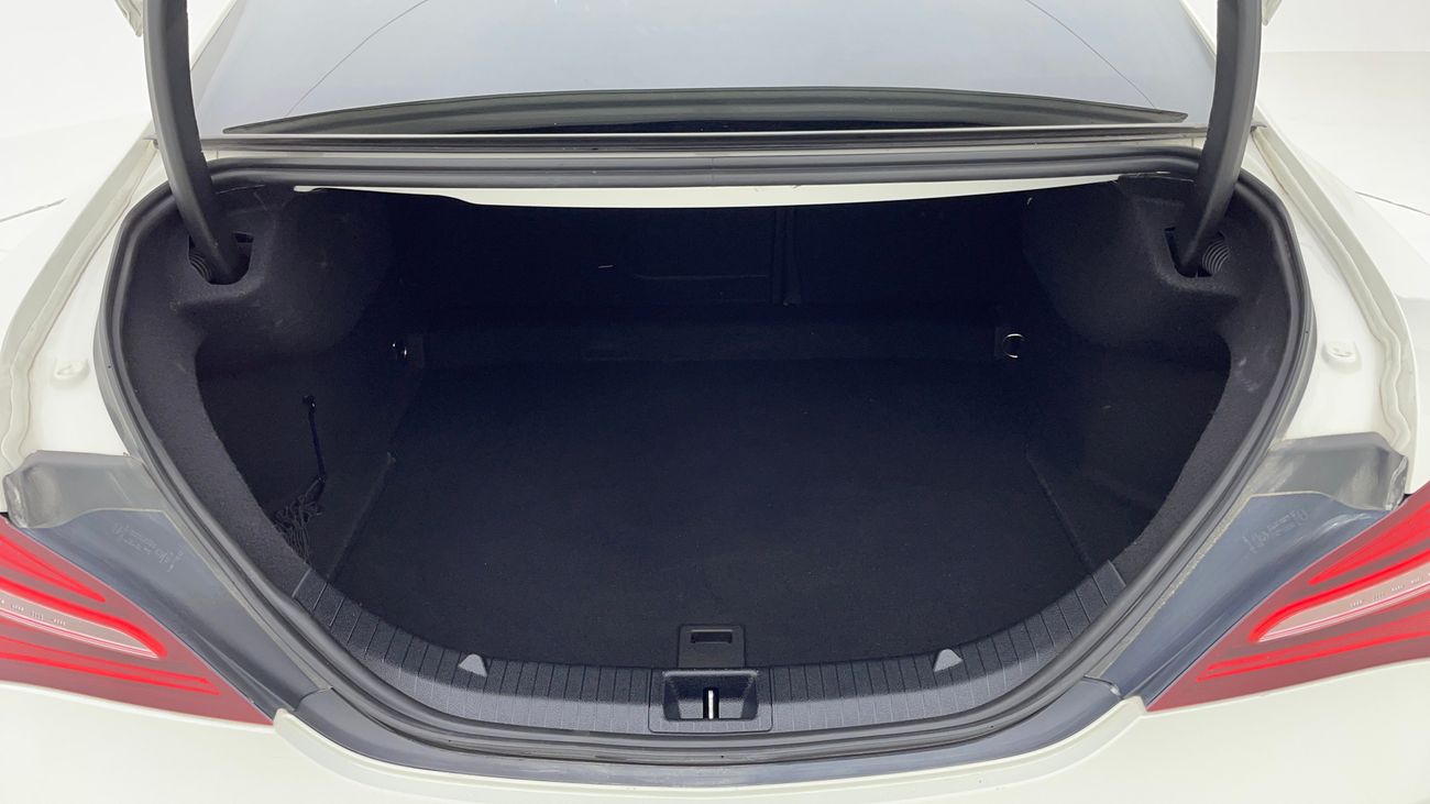 مرسيدس بنز CLA 250 SPORT AMG 2 | بدون دفعة مقدمة | اختبار القيادة في المنزل