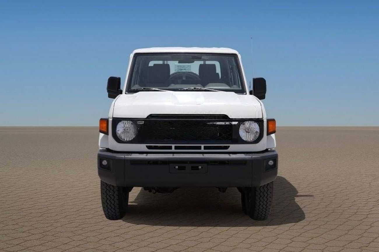 تويوتا لاند كروزر بيك آب 2025 Toyota Land Cruiser LC 79 DC 2.8L AT Diesel (White)