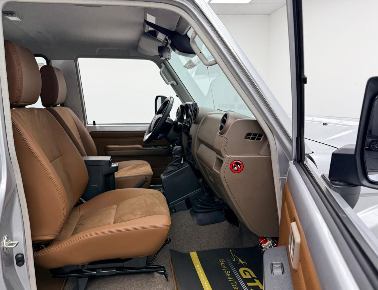تويوتا لاند كروزر 70 2026 Toyota Land Cruiser 70 Series, 2029 Toyota Warranty, Delivery Kms, Fully Loaded, GCC