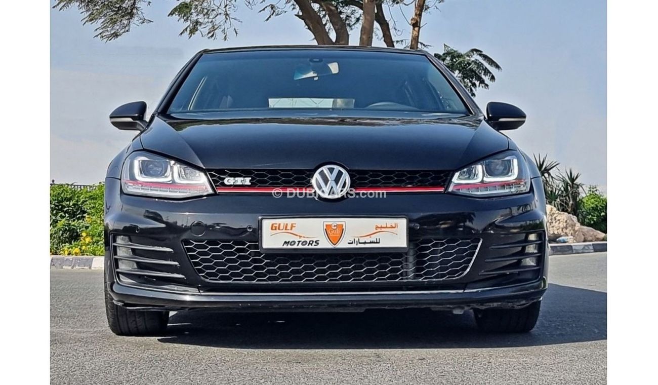 Volkswagen Golf GTI GTI 2L-V4-GCC-Excellent Condition - warranty