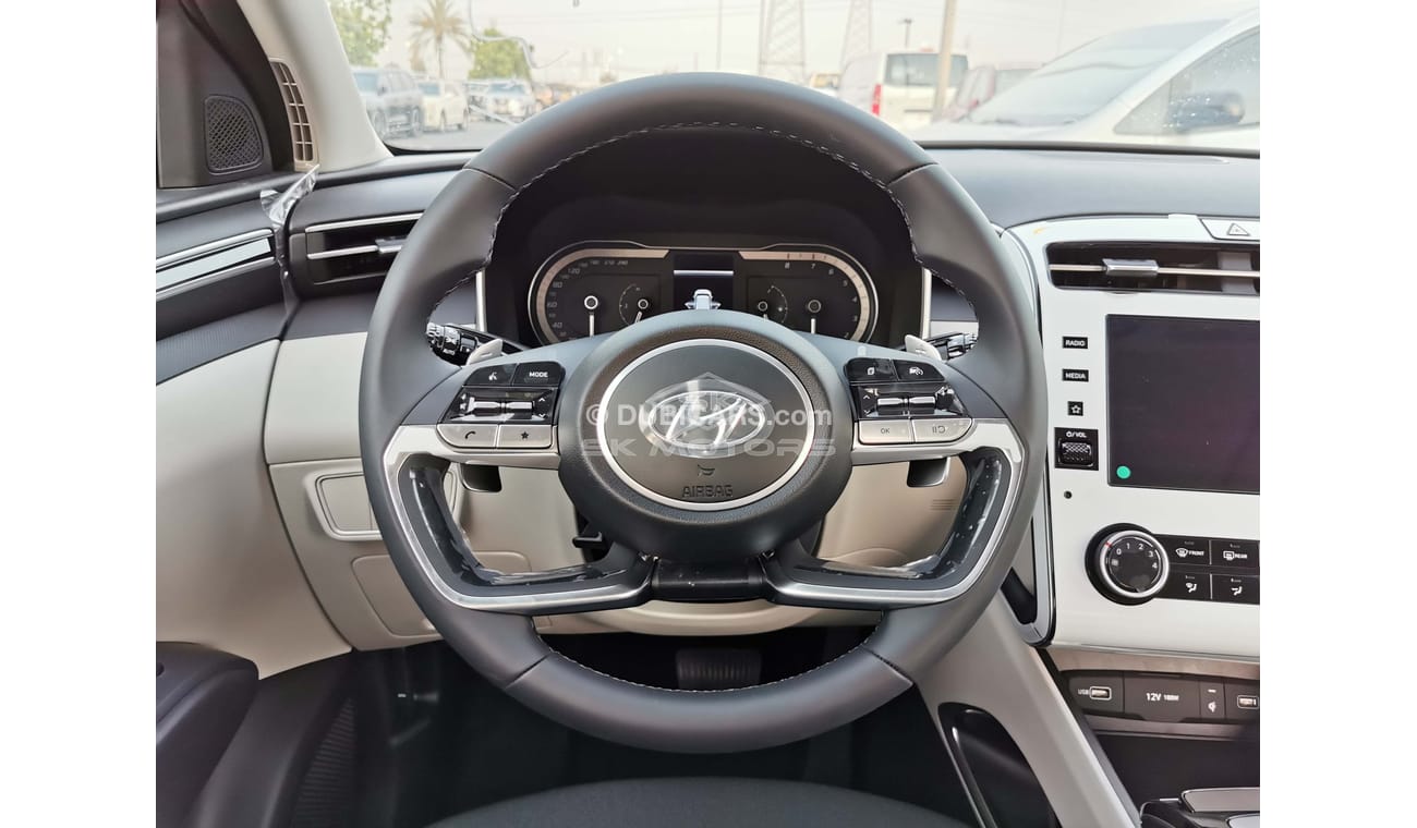 Hyundai Tucson 1.6L, 19" Rims, LED Headlights, Fabric Seats, Front & Rear A/C, DVD, Rear Camera (CODE # HTS12)