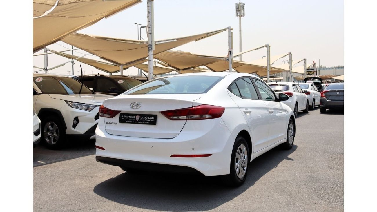 هيونداي إلانترا GL خالية من الحوادث - خليجي - مكينة 1600 سي سي - بحالة ممتازة من الداخل والخارج