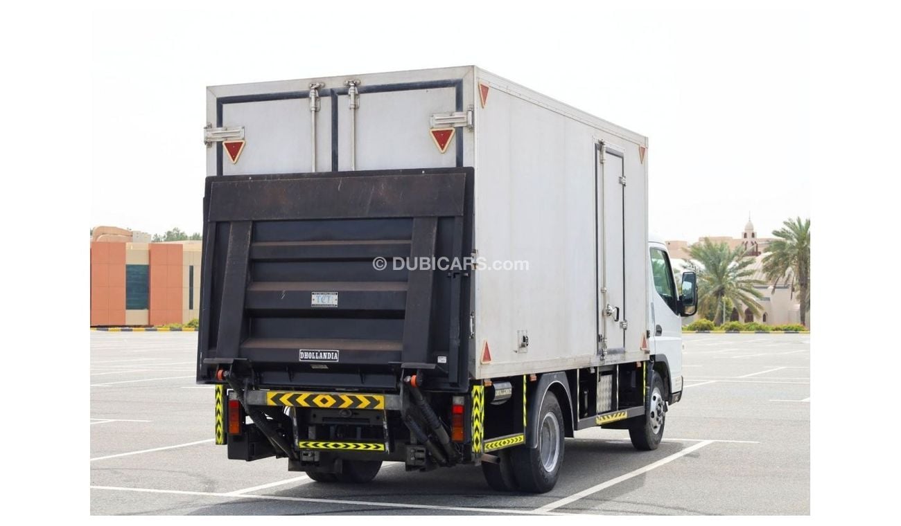 Mitsubishi Fuso Canter Short Chassis with Tail Lift | Excellent Condition | GCC Specs