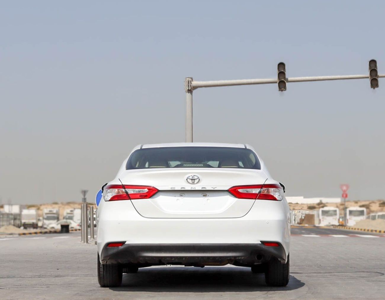 تويوتا كامري S 2.5L (181 HP) Toyota Camry 2020 GCC without accidents in excellent condition 1388 P.M