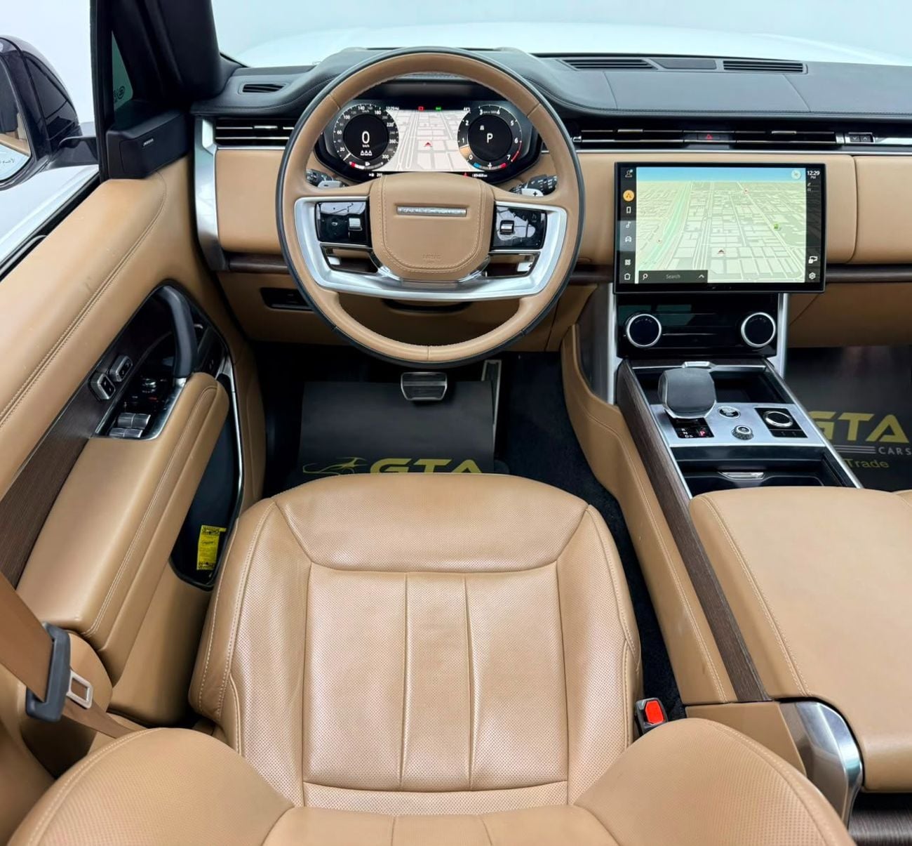 Land Rover Range Rover HSE P400 2023 Range Rover HSE P400, Land Rover Warranty+Service Contract+Full Service History, GCC Specs