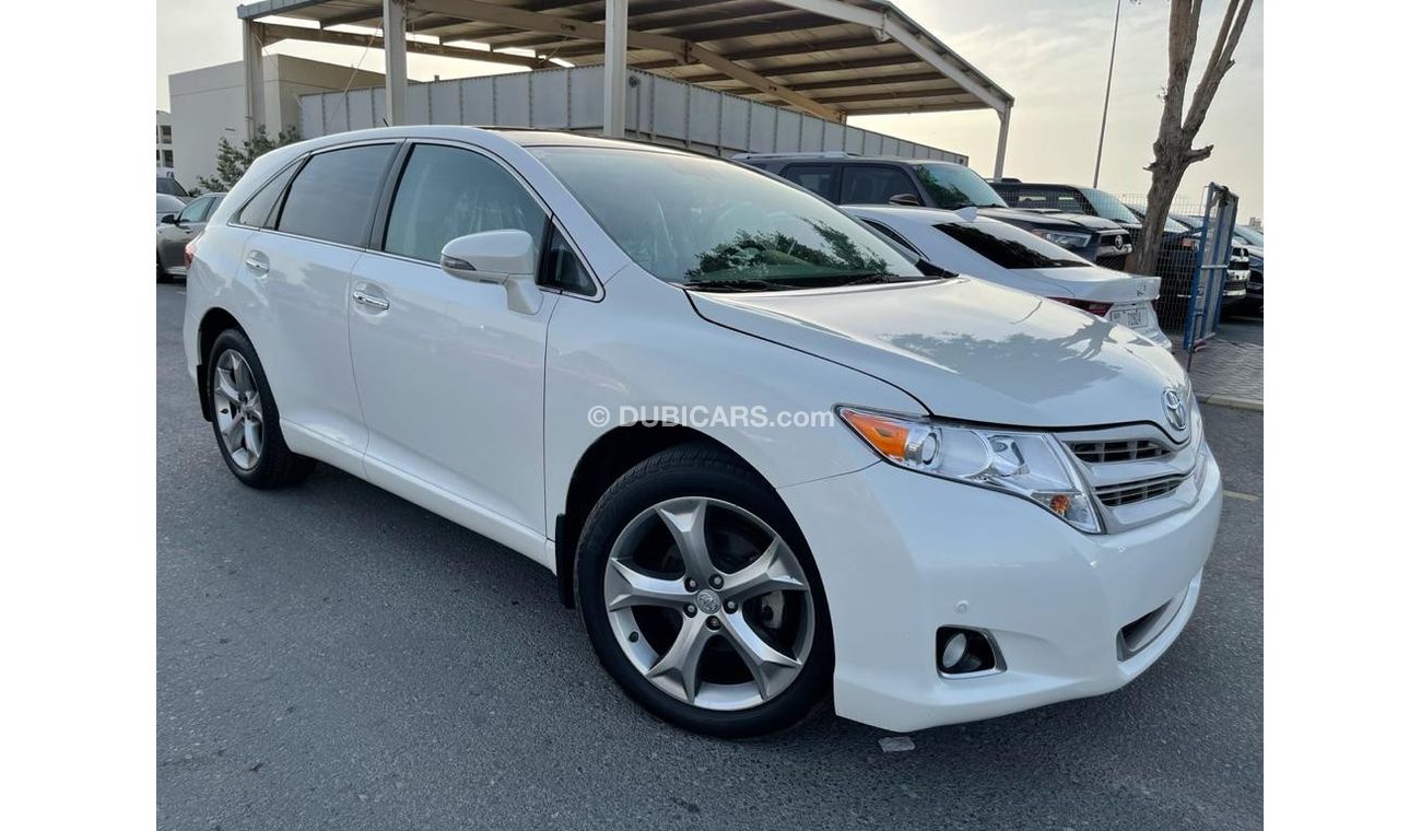 Toyota Venza Car full panorama