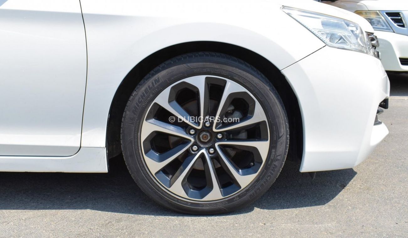 هوندا أكورد I VTEC Sport