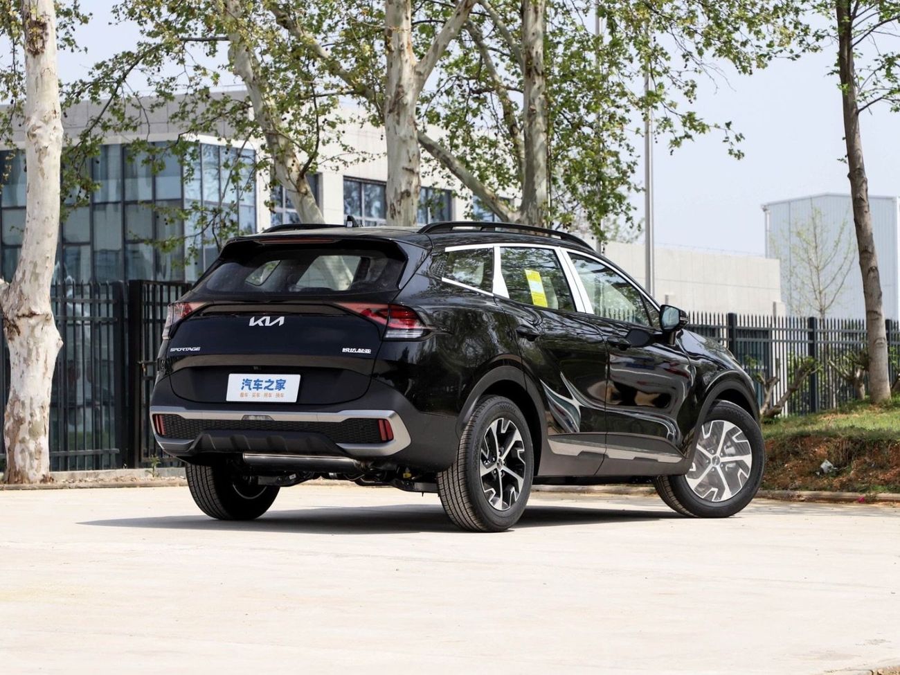 Kia Sportage 2025 KIA SPORTAGE 1.5L PREMIUM FULL OPTION WITH RADAR,WIRELESS CHARGER,POWER TRUNK,ELECTRIC SEAT,360