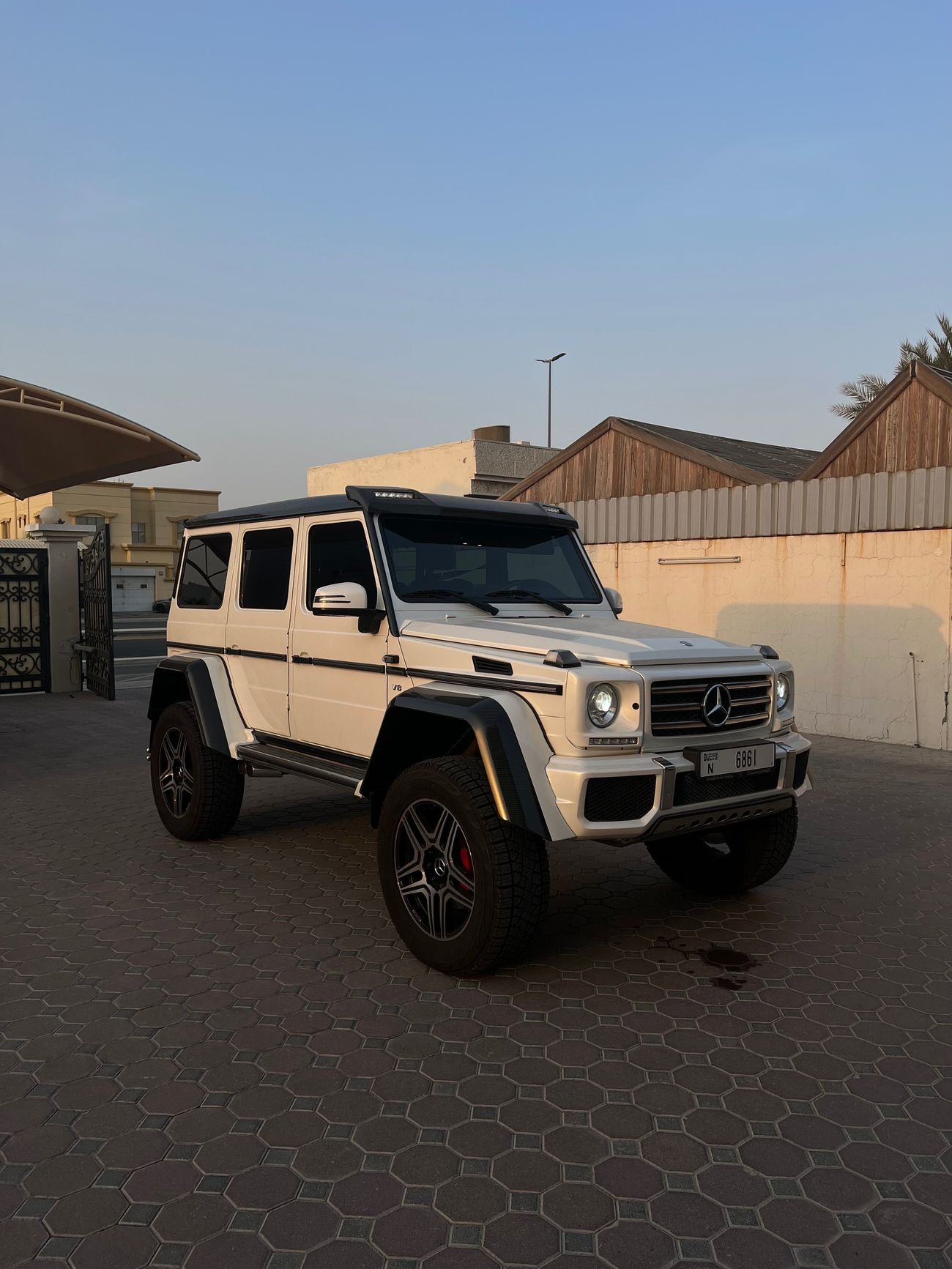 مرسيدس بنز G 500 4X4