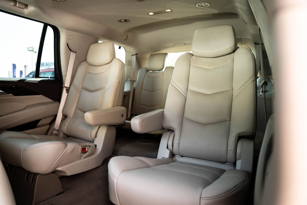 كاديلاك إسكالاد Platinum 6.2L