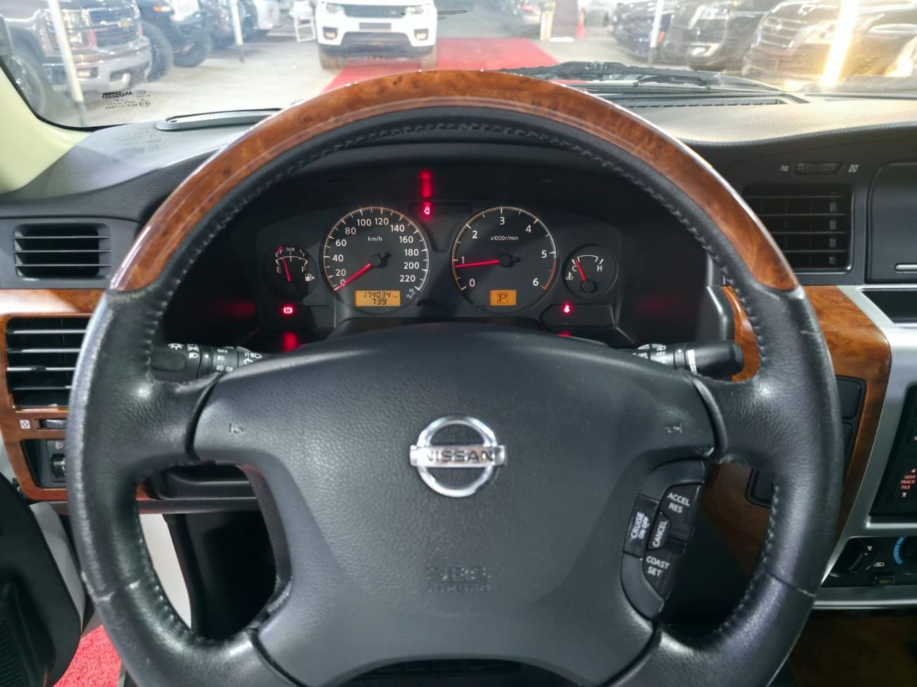 Nissan Patrol Safari Safari 4.8L A/T