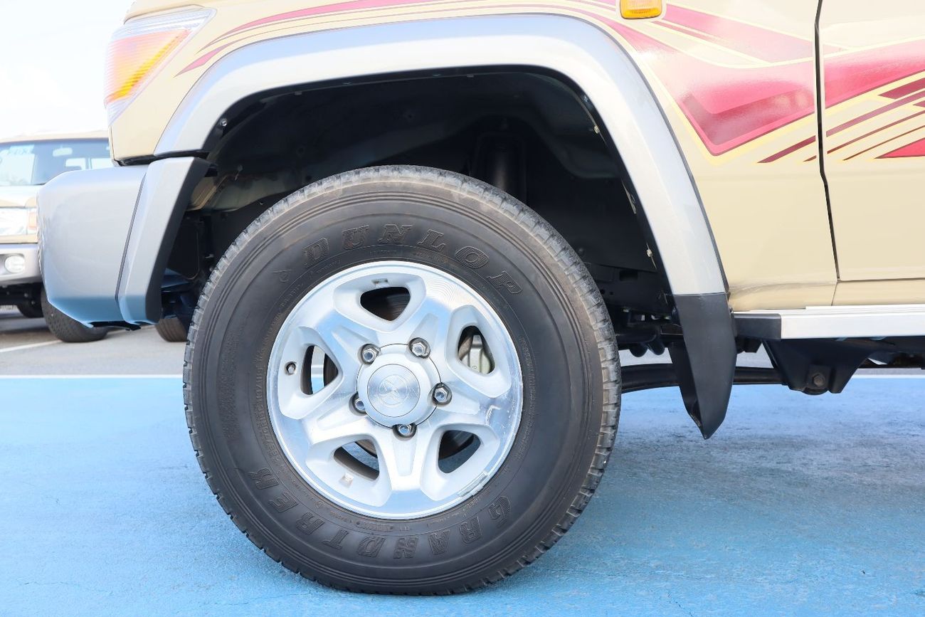 Toyota Land Cruiser Pick Up 2009 TOYOTA LAND CRUISER SINGLE CAN 4.5l