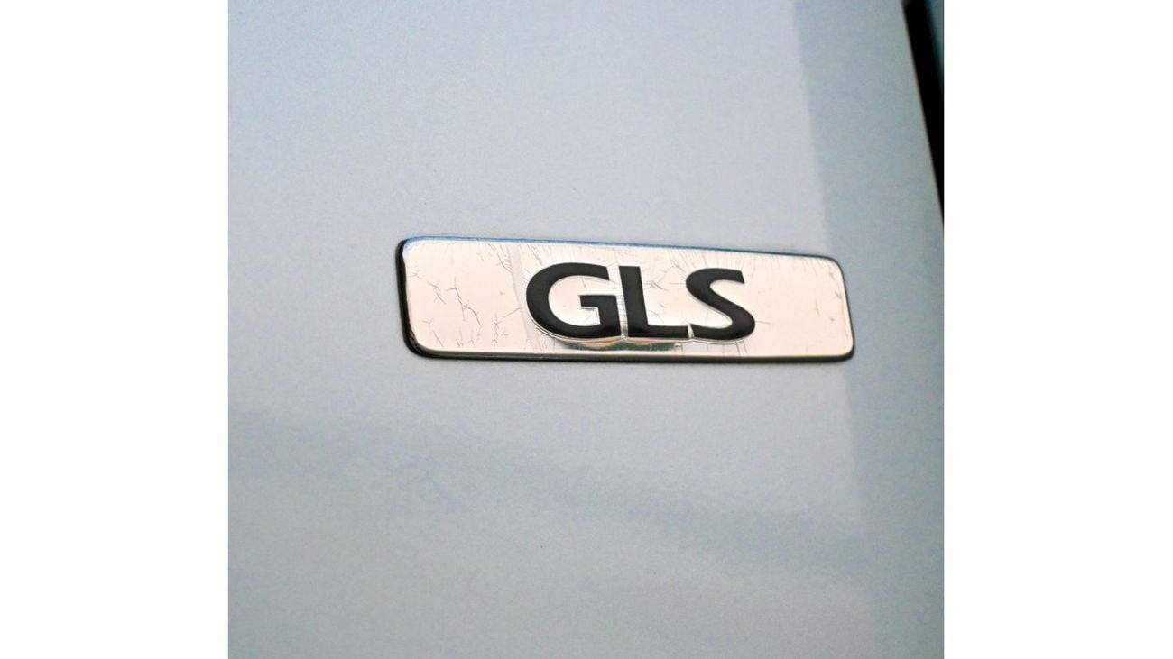 ميتسوبيشي باجيرو GLS اعلى ميتسوبيشي باجيرو 2013 خليجي بحالة ممتازة من الداخل والخارج