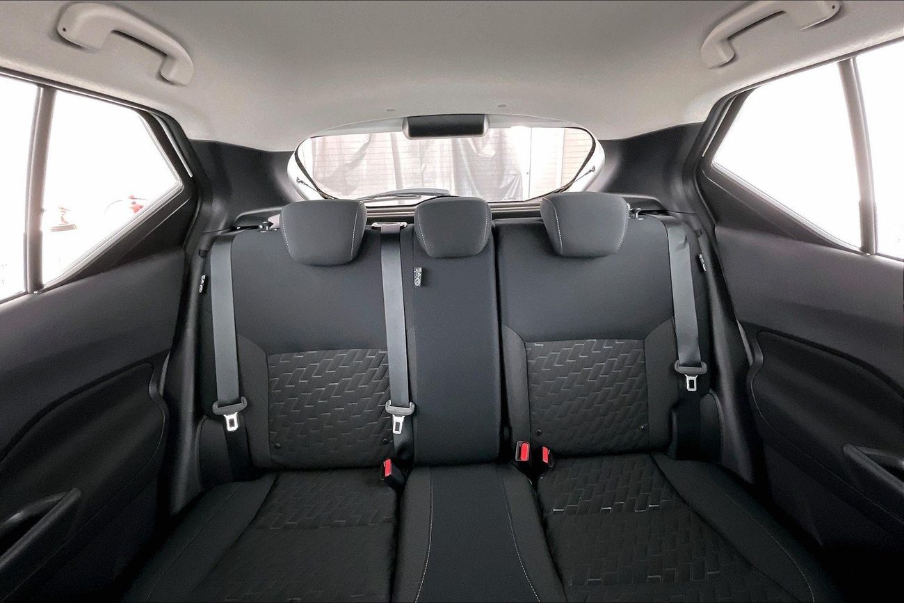 نيسان كيكس SV | عرض العيد الحصري | خالية من أضرار الفيضانات