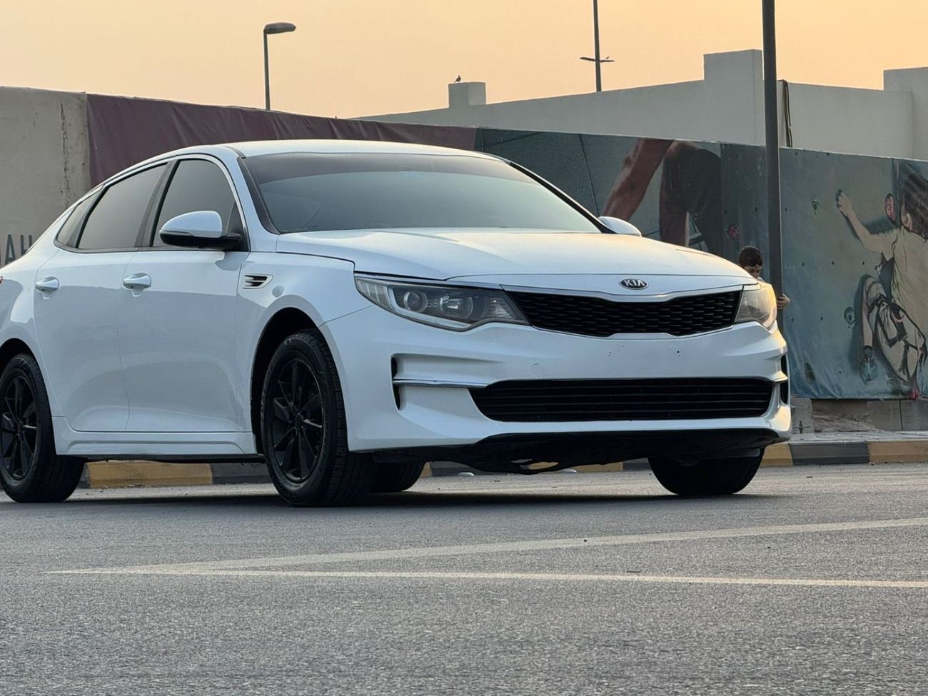 Kia Optima EX 2.4L (185 HP) perfect inside & outside